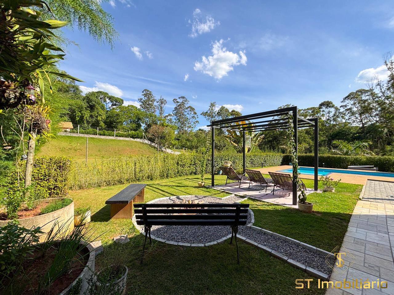 Chácara, 3 quartos, 2090 m² - Foto 2