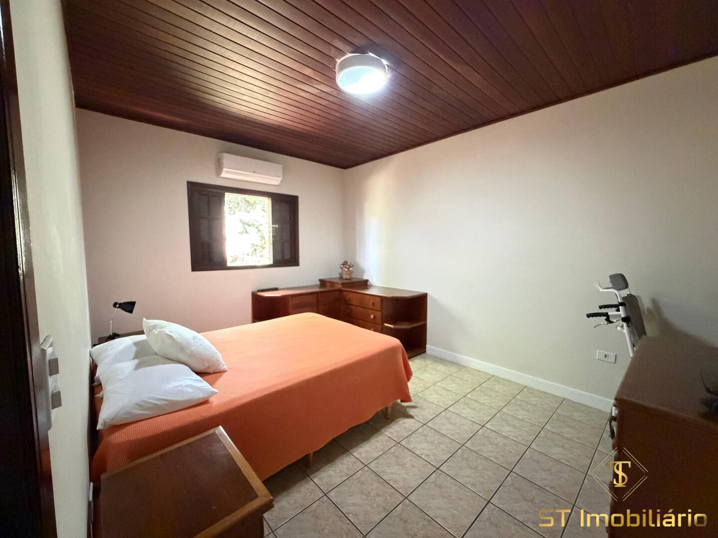 Sítio, 4 quartos, 3828 m² - Foto 16