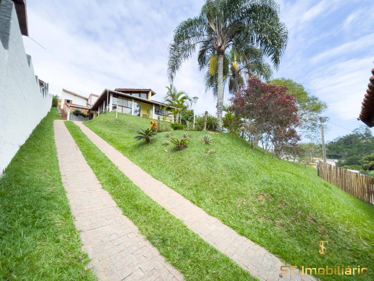 Sítio, 4 quartos, 1640 m² - Foto 5