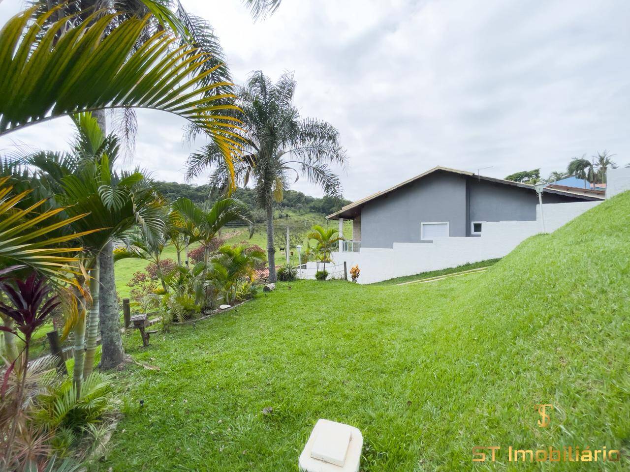 Sítio, 4 quartos, 1640 m² - Foto 6