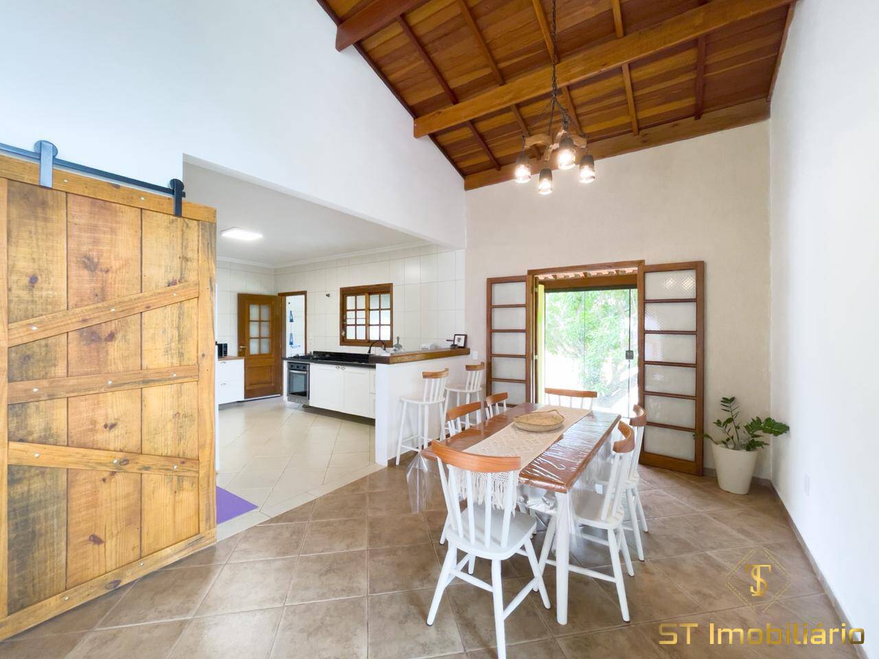 Sítio, 4 quartos, 1640 m² - Foto 12