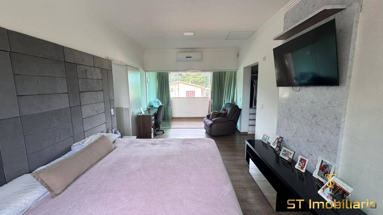 Chácara, 9 quartos, 1060 m² - Foto 6