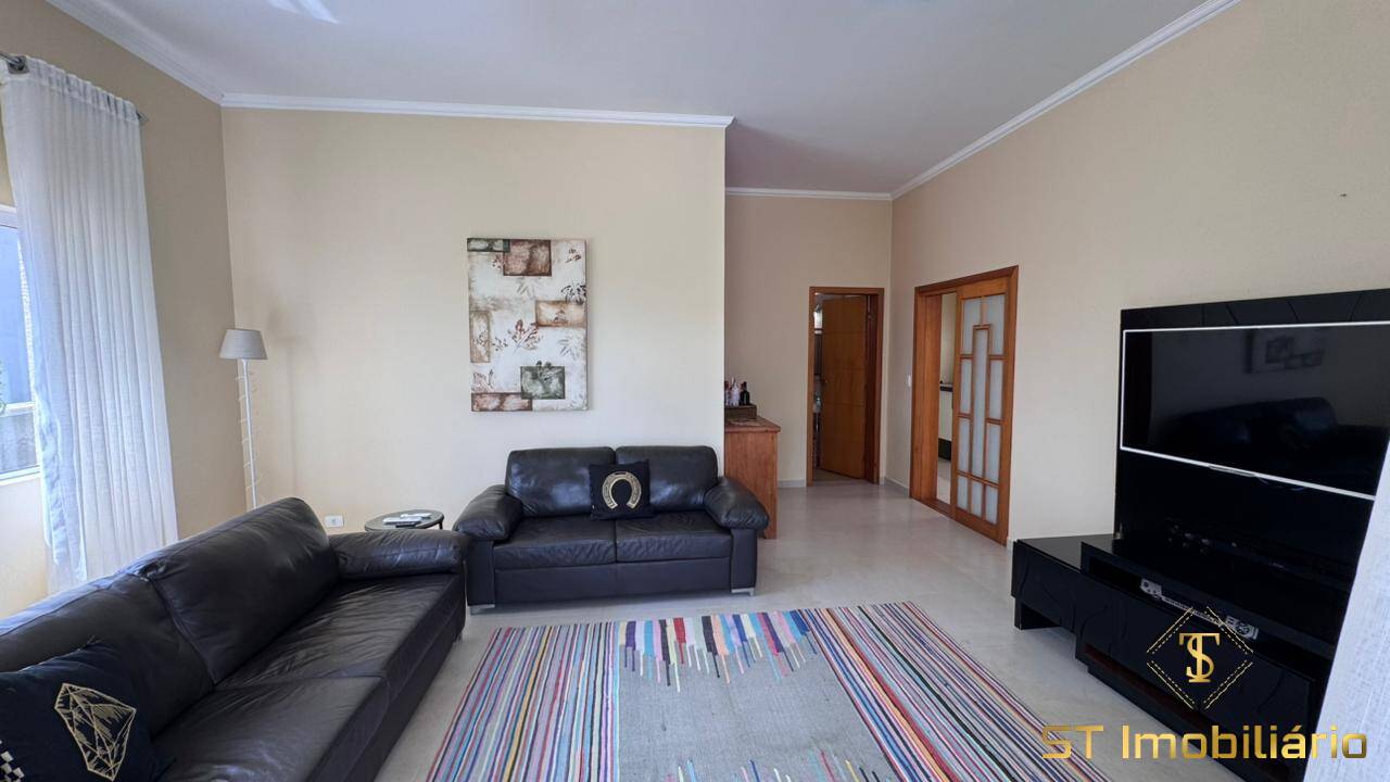 Casa, 3 quartos, 256 m² - Foto 22