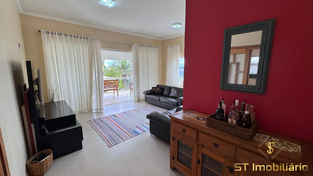 Casa, 3 quartos, 256 m² - Foto 25