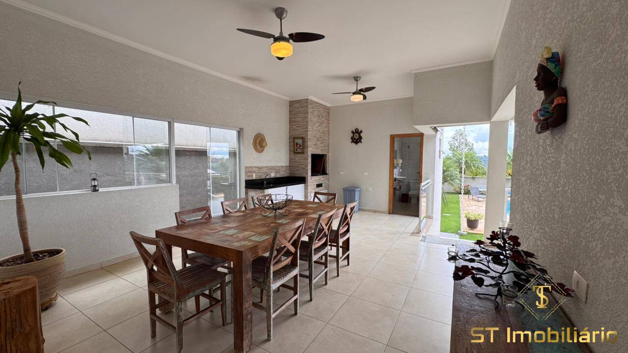 Casa, 3 quartos, 256 m² - Foto 26