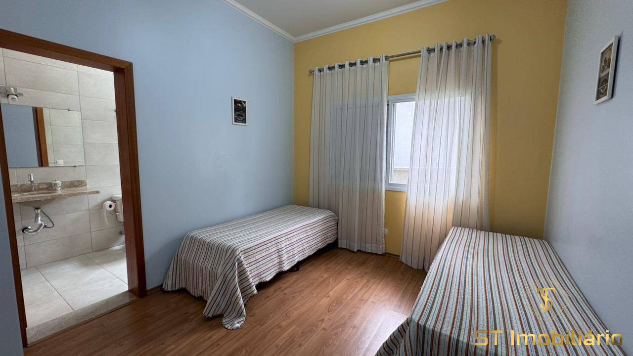 Casa, 3 quartos, 256 m² - Foto 15