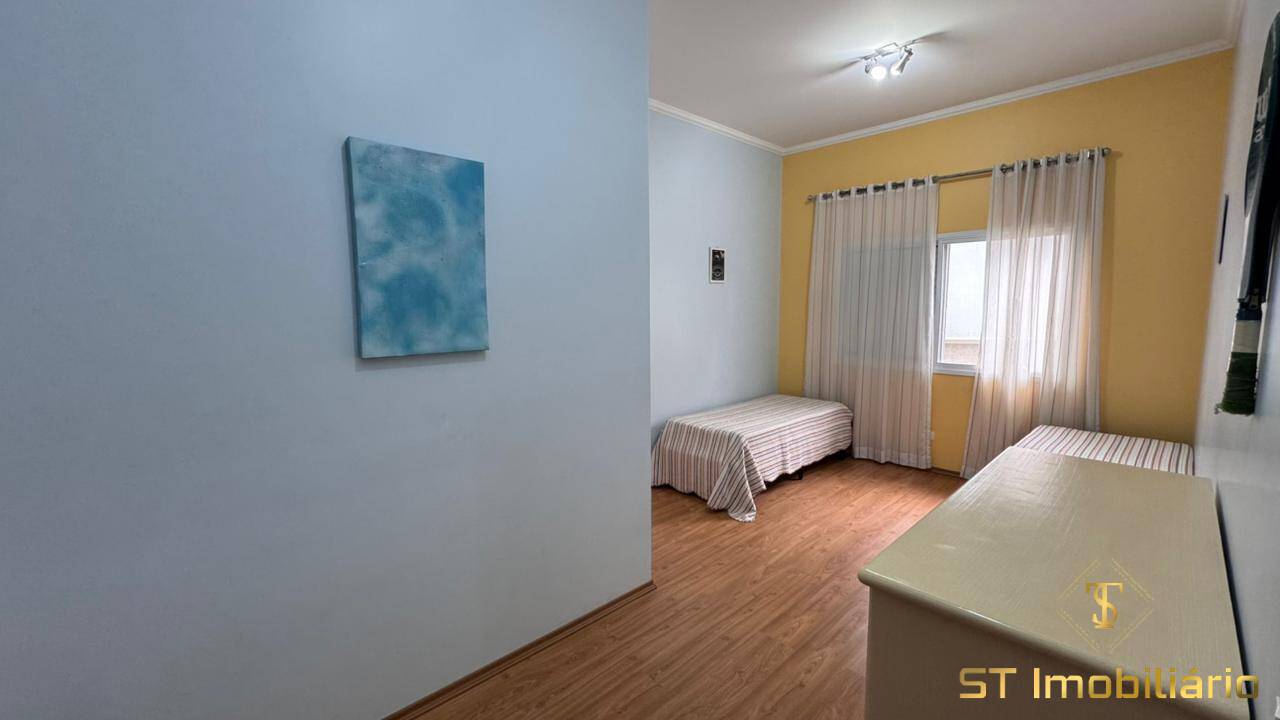 Casa, 3 quartos, 256 m² - Foto 31