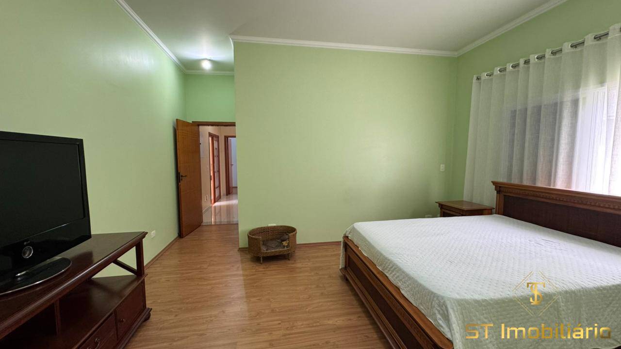 Casa, 3 quartos, 256 m² - Foto 33