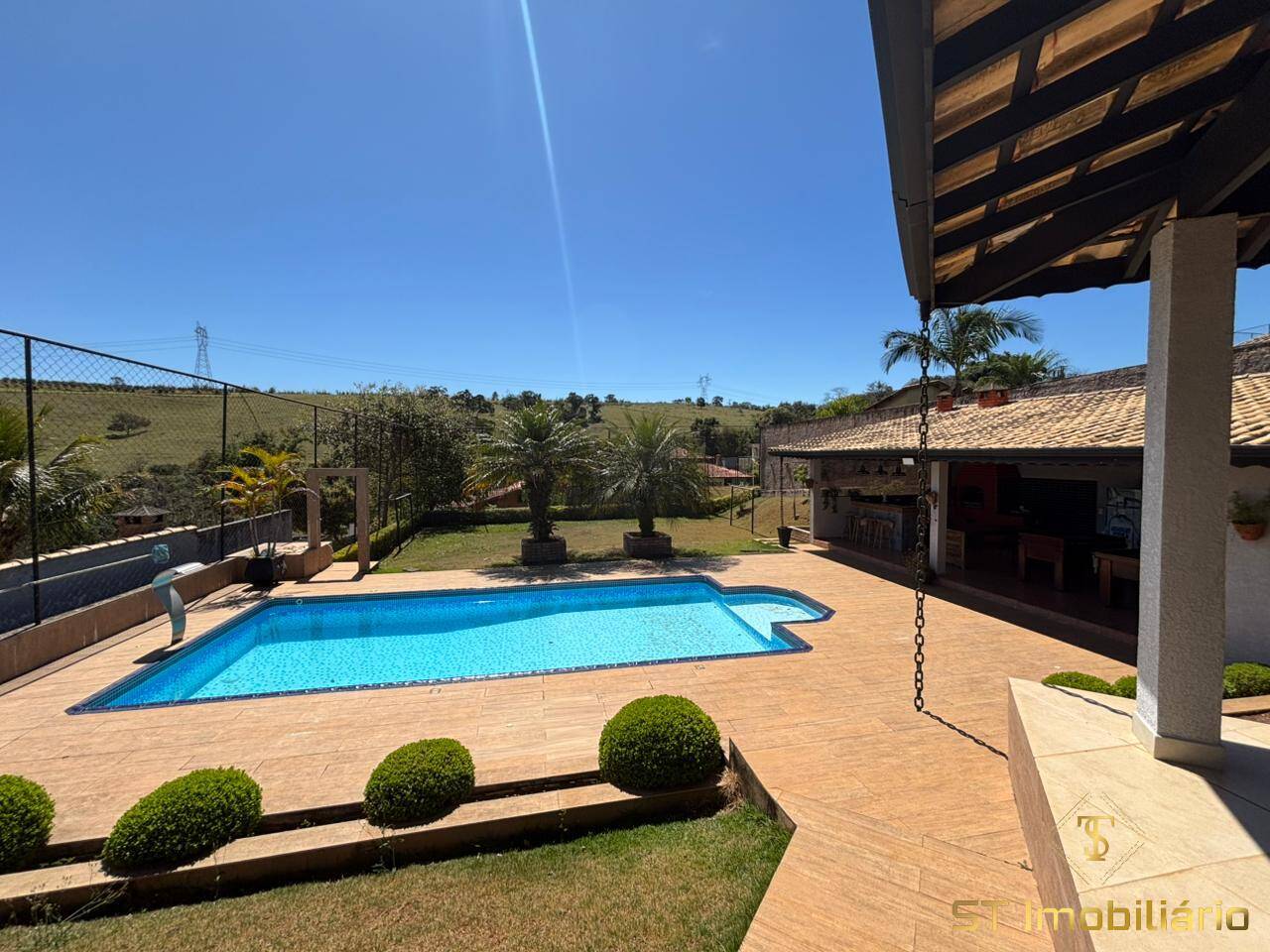 Sítio, 3 quartos, 1000 m² - Foto 2