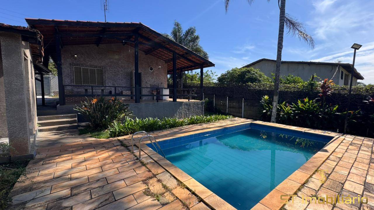 Sítio, 2 quartos, 1000 m² - Foto 1