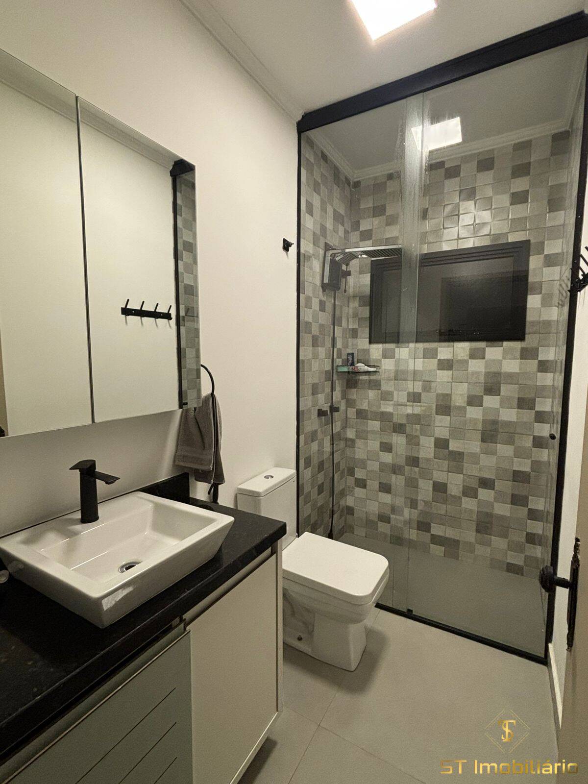Casa, 5 quartos, 240 m² - Foto 18