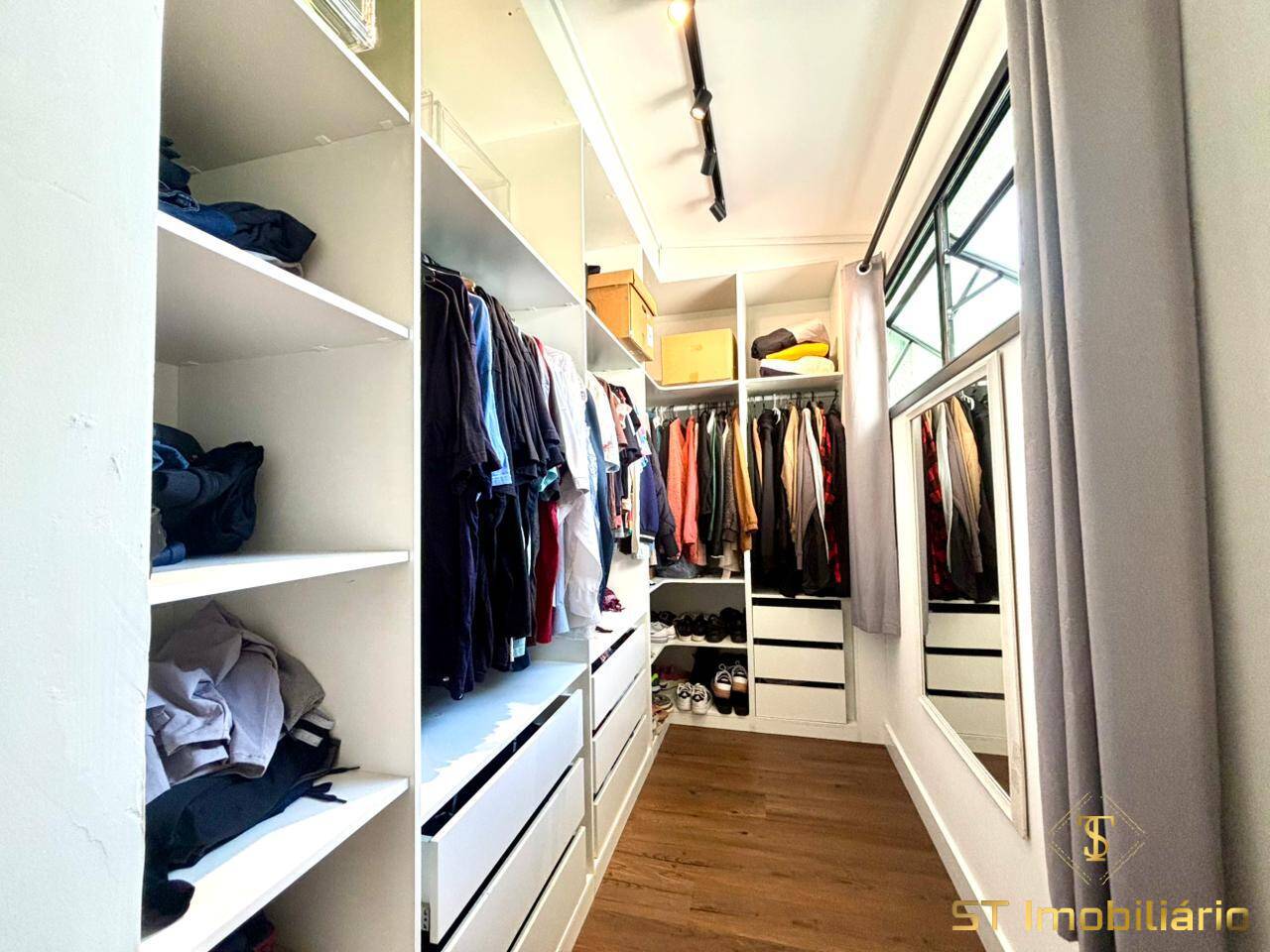 Casa, 5 quartos, 240 m² - Foto 13