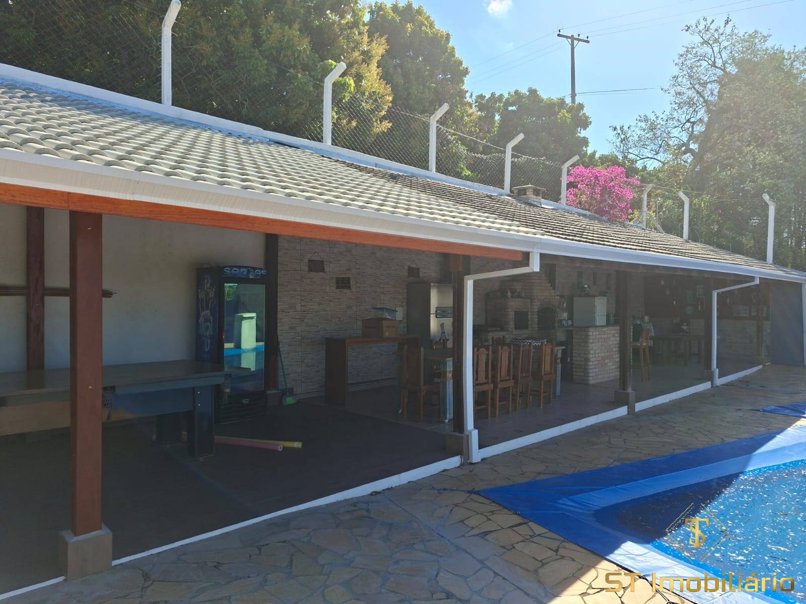 Sítio, 3 quartos, 1513 m² - Foto 1