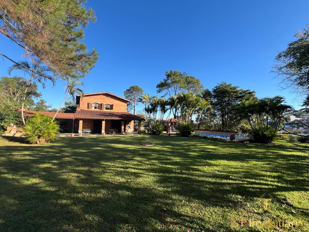 Chácara, 5 quartos, 4000 m² - Foto 1
