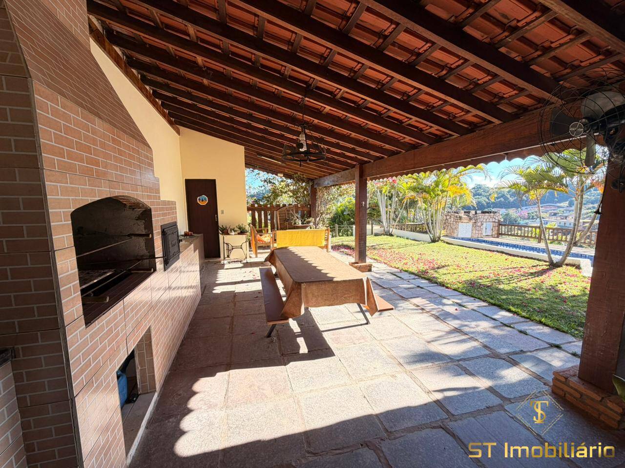 Chácara, 2 quartos, 1334 m² - Foto 5