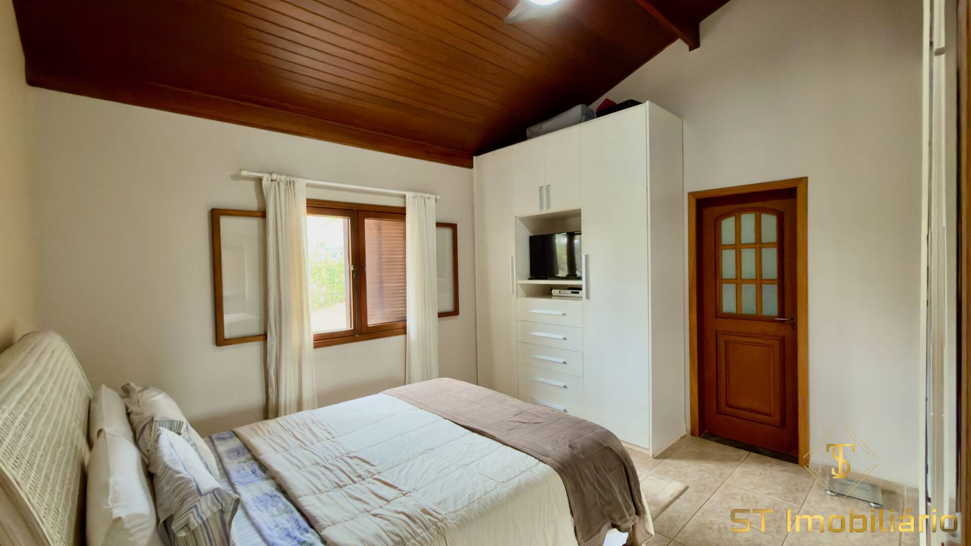 Sítio, 3 quartos, 975 m² - Foto 17