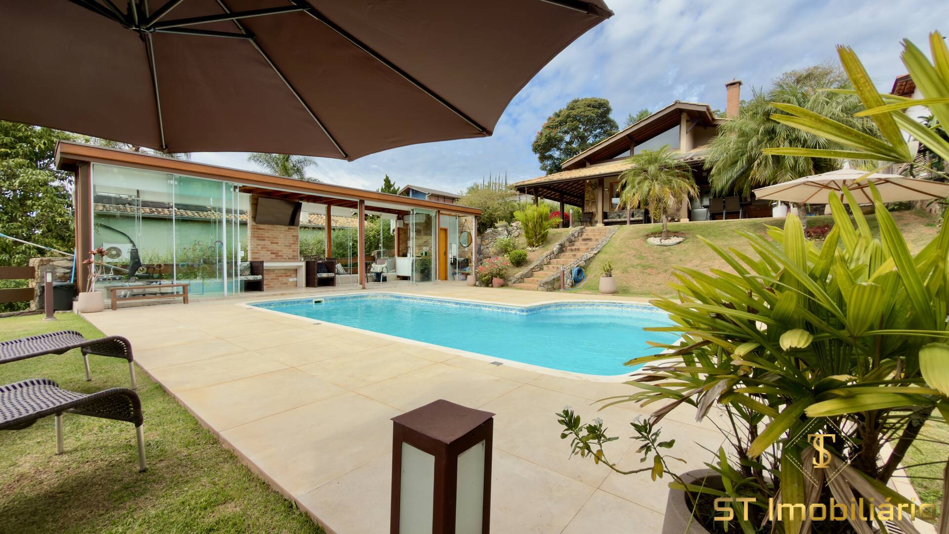 Sítio, 3 quartos, 975 m² - Foto 2