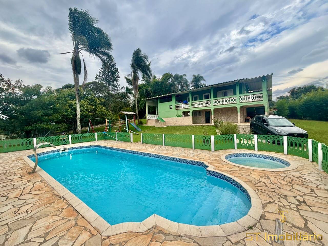 Sítio, 6 quartos, 2300 m² - Foto 1