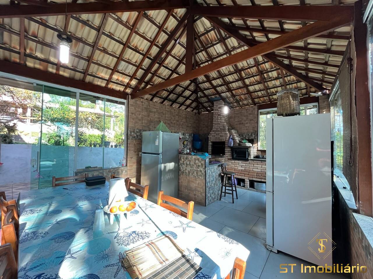 Sítio, 4 quartos, 1550 m² - Foto 4