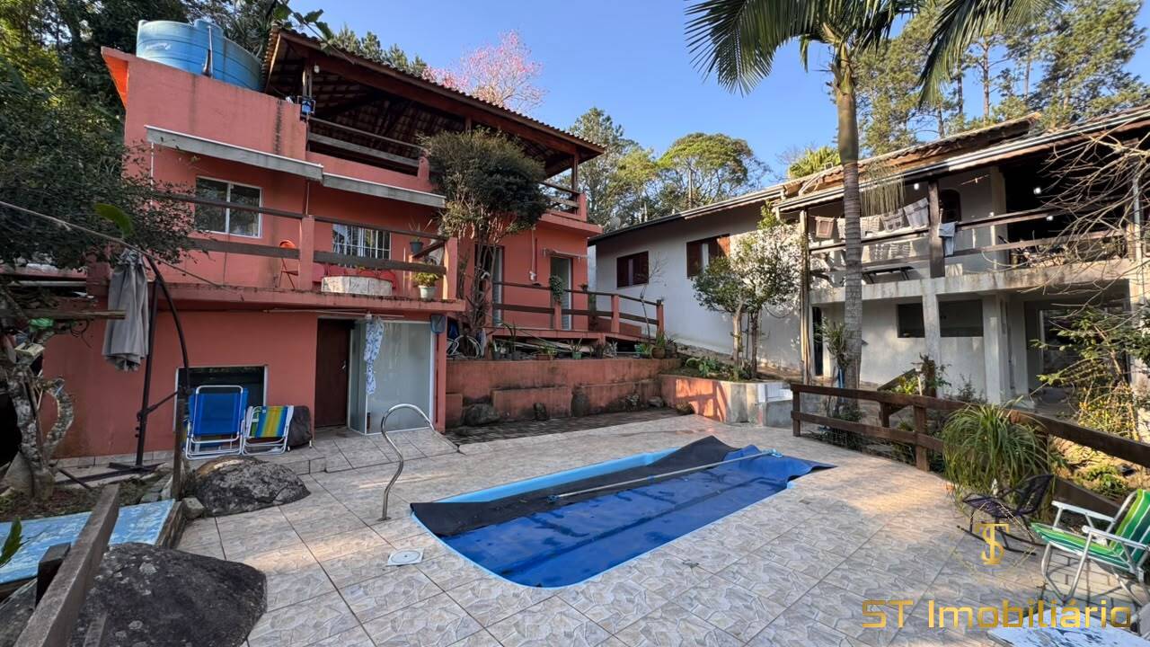Sítio, 4 quartos, 1550 m² - Foto 1